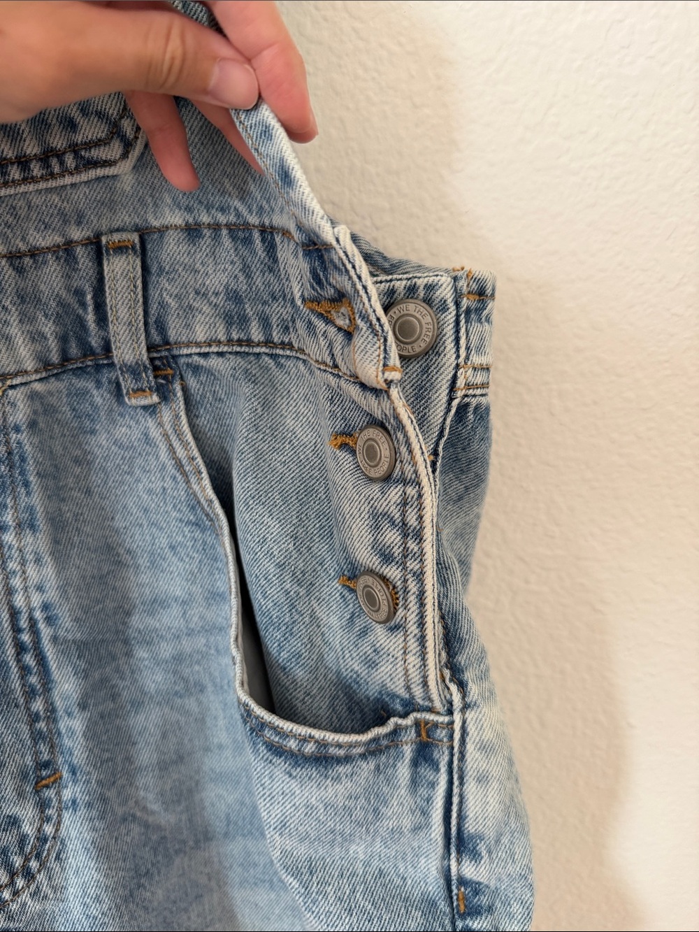 Free People Ziggy Shortall Short Overalls We The Free Light Blue Denim Size M - Picture 4 of 12
